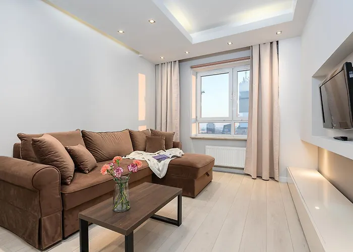 Shortstaypoland Platinum Towers Skyline