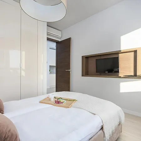 Shortstaypoland Platinum Towers Skyline Varsavia